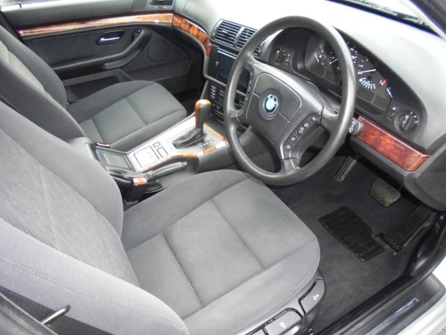 2001 BMW 5 Series 2.5 525I SE AUTO