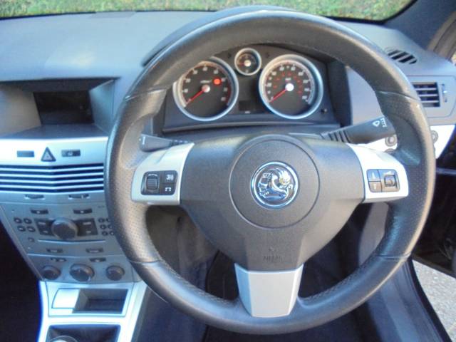 2011 Vauxhall Astra 1.6 ASTRA SRI