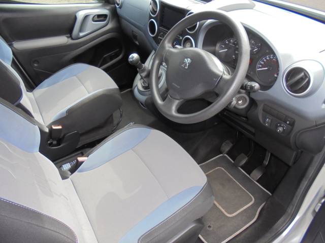 2015 Peugeot Partner 1.6 PARTNER TEPEE S HDI
