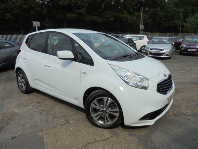 Kia Venga 1.4 VENGA SR7 CRDI Hatchback Diesel White