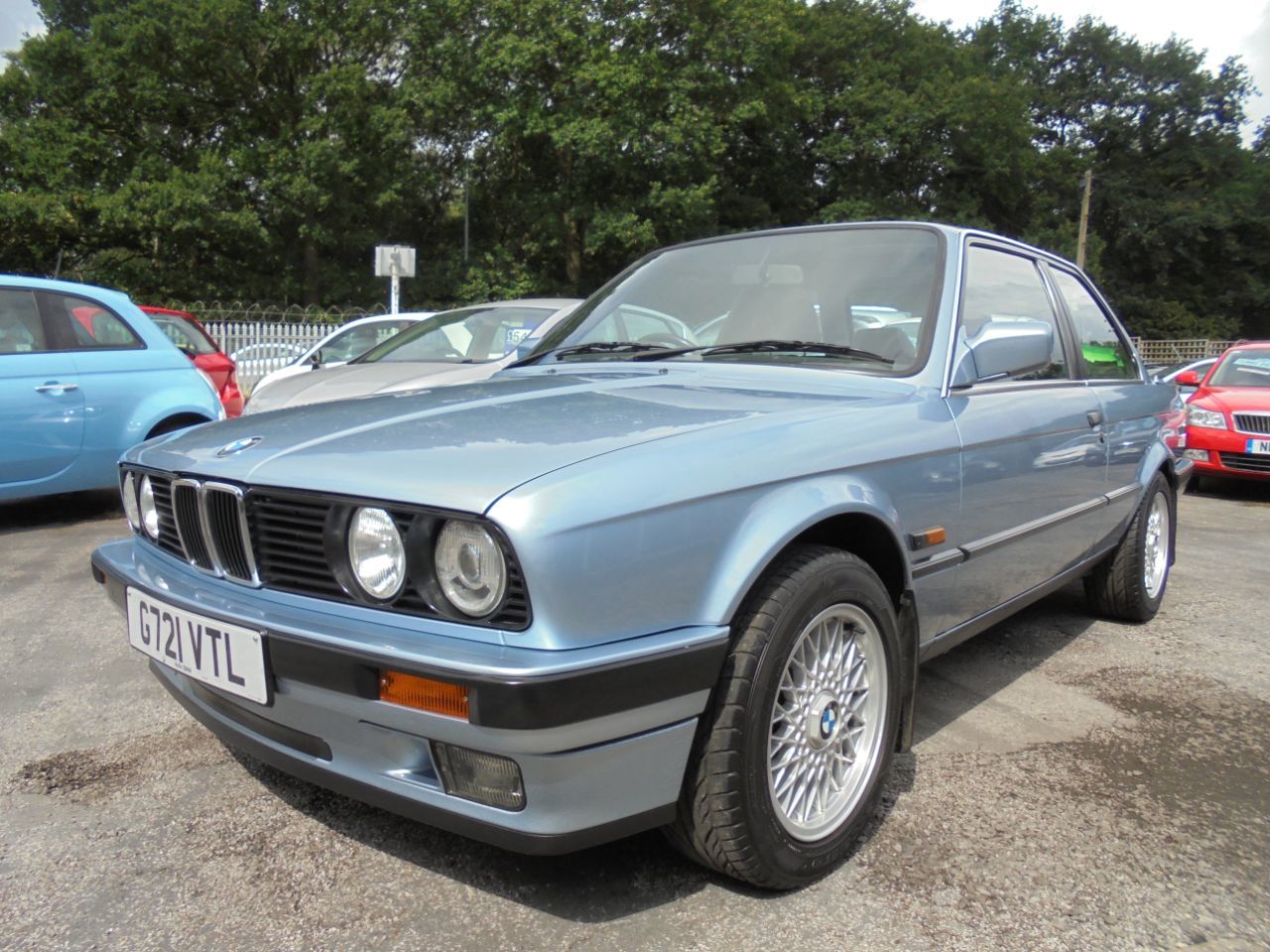 1990 BMW 3 Series