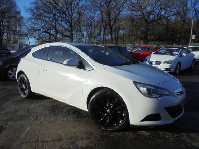 Vauxhall Astra 1.4 ASTRA GTC SRI TURBO S/S Hatchback Petrol White