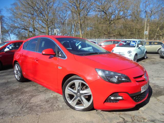 Vauxhall Astra 1.6 ASTRA LIMITED EDITION Hatchback Petrol Red