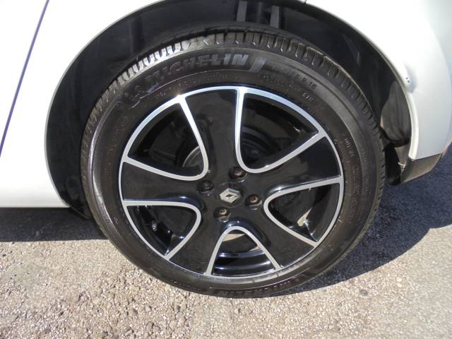 2016 Renault Clio 1.1 CLIO DYNAMIQUE NAV 16V