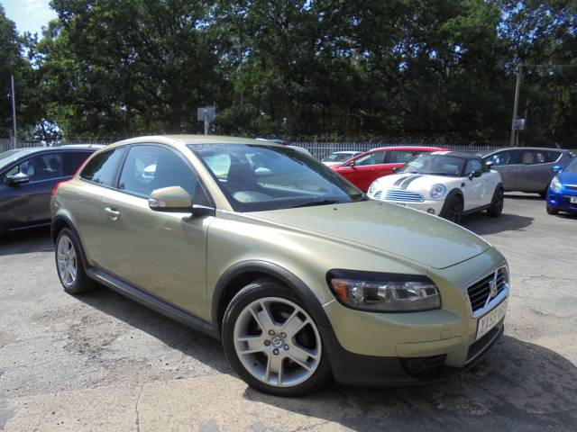 Volvo C30 2.0 C30 SE D AUTOMATIC Hatchback Diesel Green