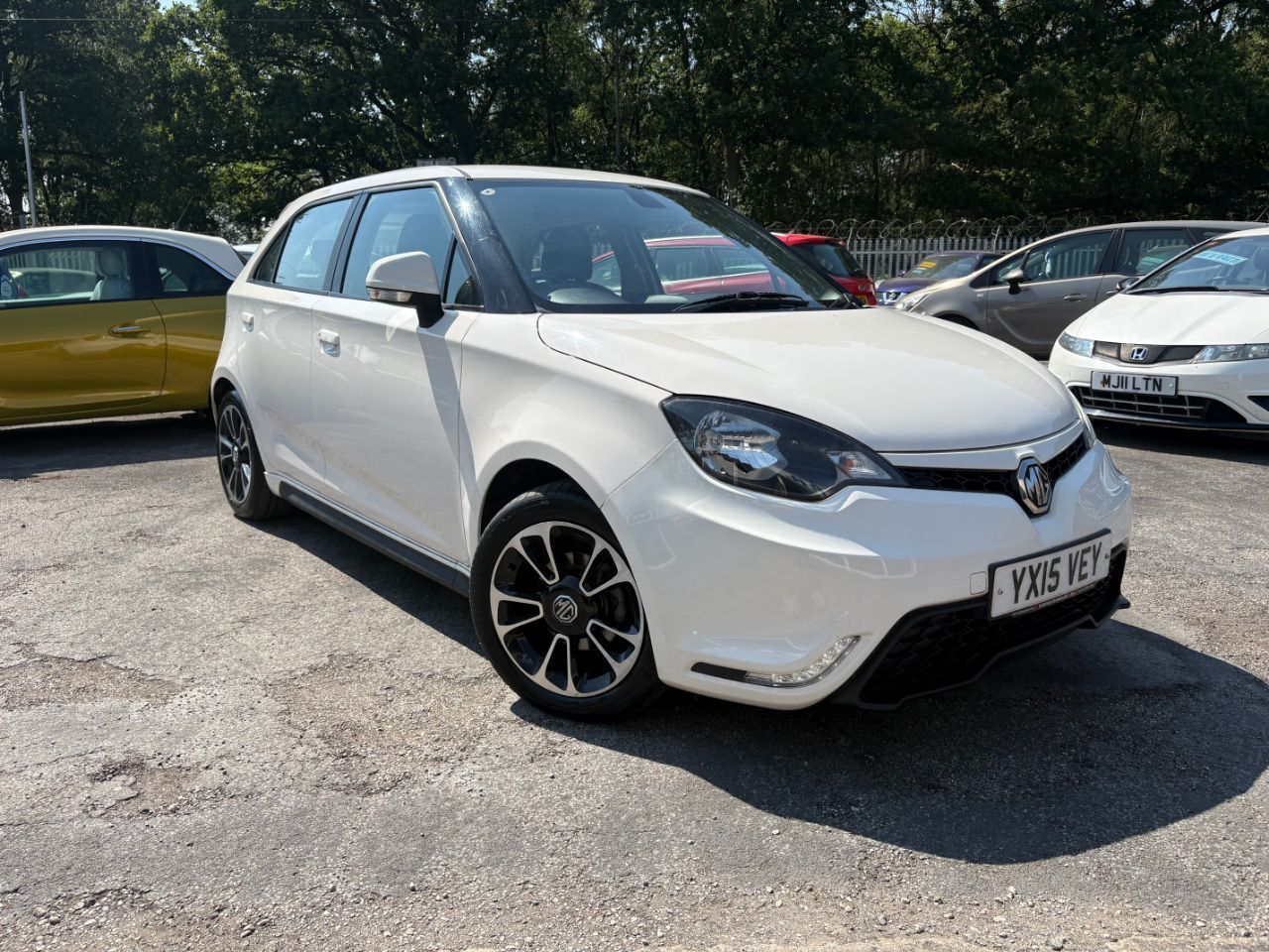 2015 MG 3
