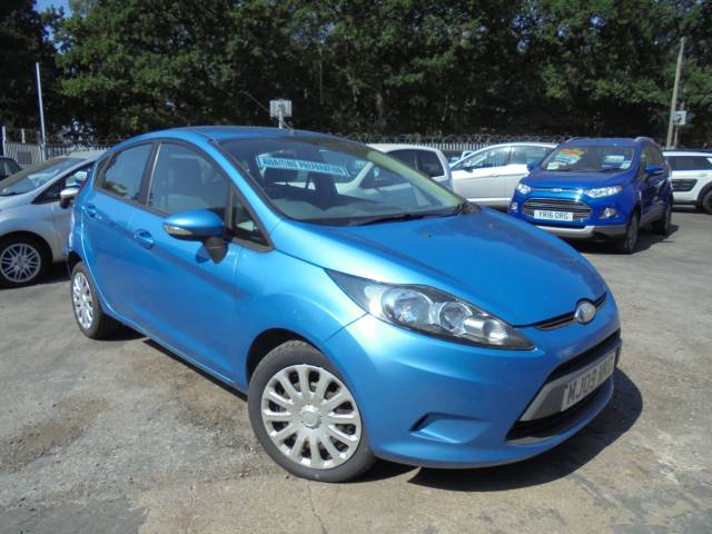 Ford Fiesta 1.2 FIESTA STYLE PLUS 80 Hatchback Petrol Blue